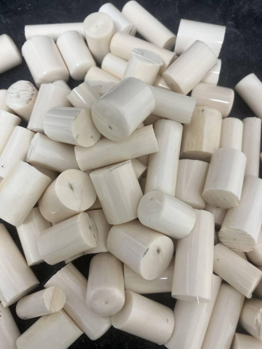 天然素材加工素材５００ｇ漁具疑似餌ルアー彫刻根付②