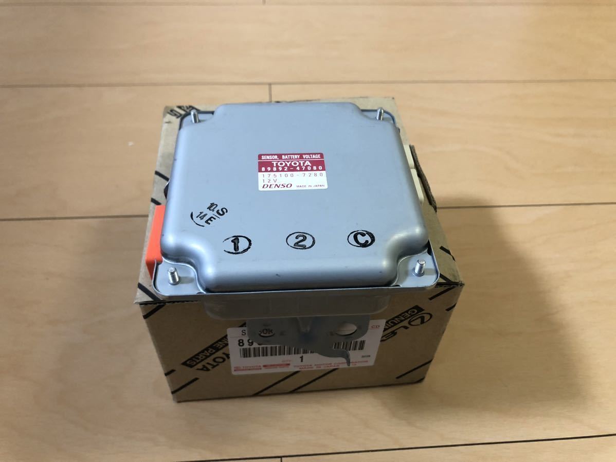 トヨタ プリウス TOYOTA 30系 ZVW30 プリウス ZVW41 プリウスα 純正