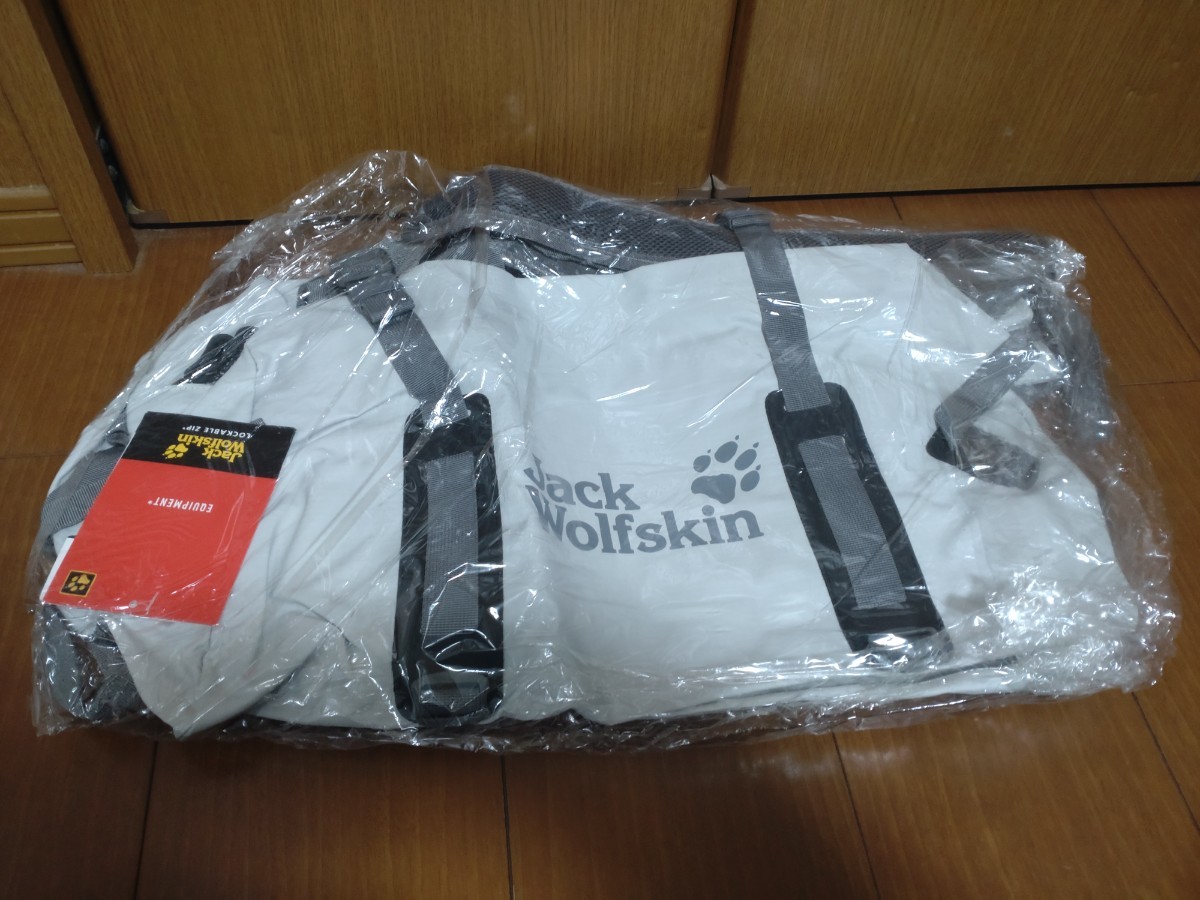 ◎新品◎ジャックウルフスキン　エクスプローラーダッフル40 　激レア　旅行　キャンプ　アウトドア　通学　クーポン