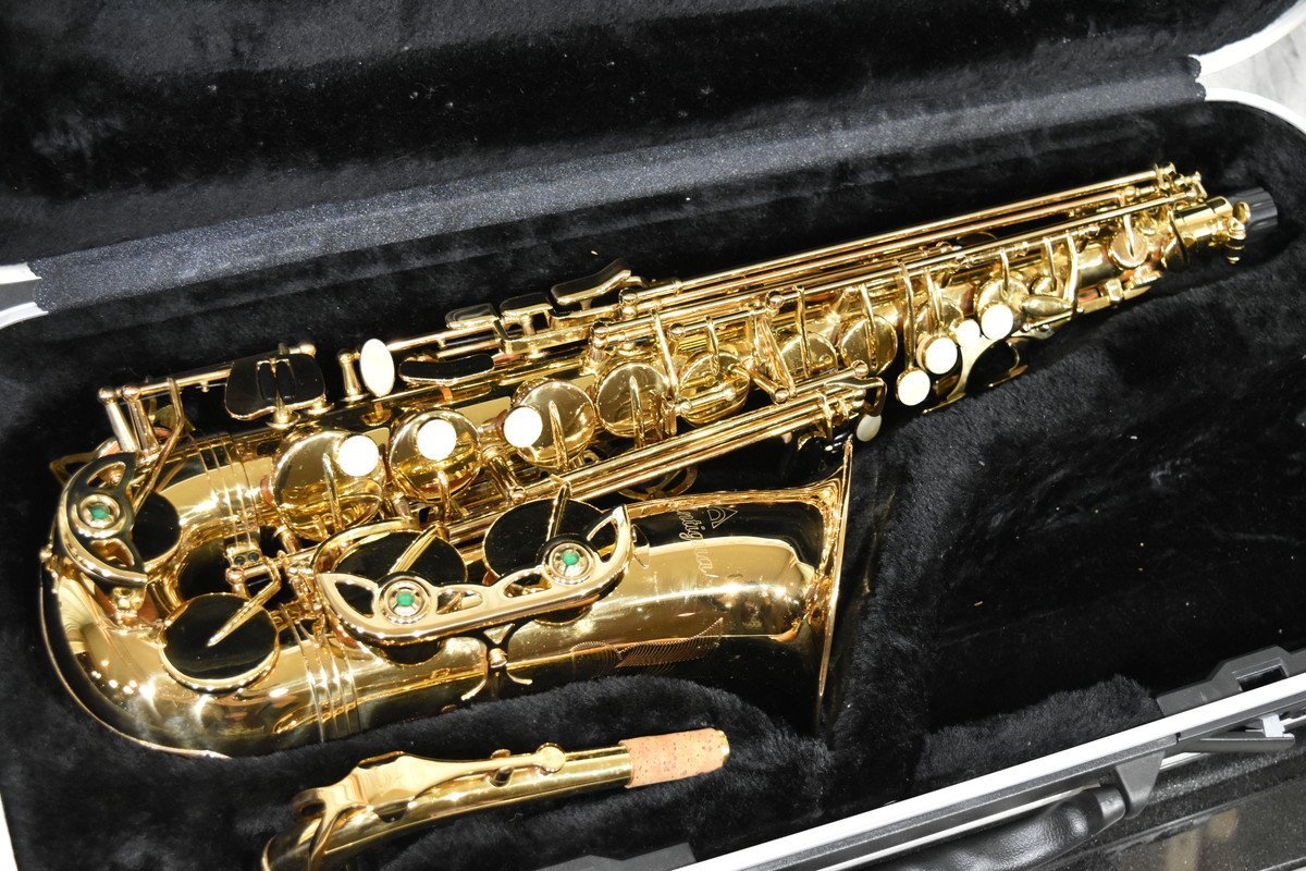 Antigua/アンティグア アルトサックス ★ケース付属