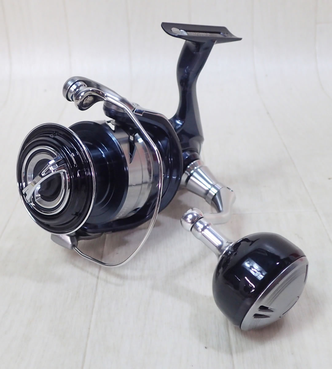 美品 21ツインパワーSW 6000XG シマノ04226 SHIMANO TWIN POWER SW