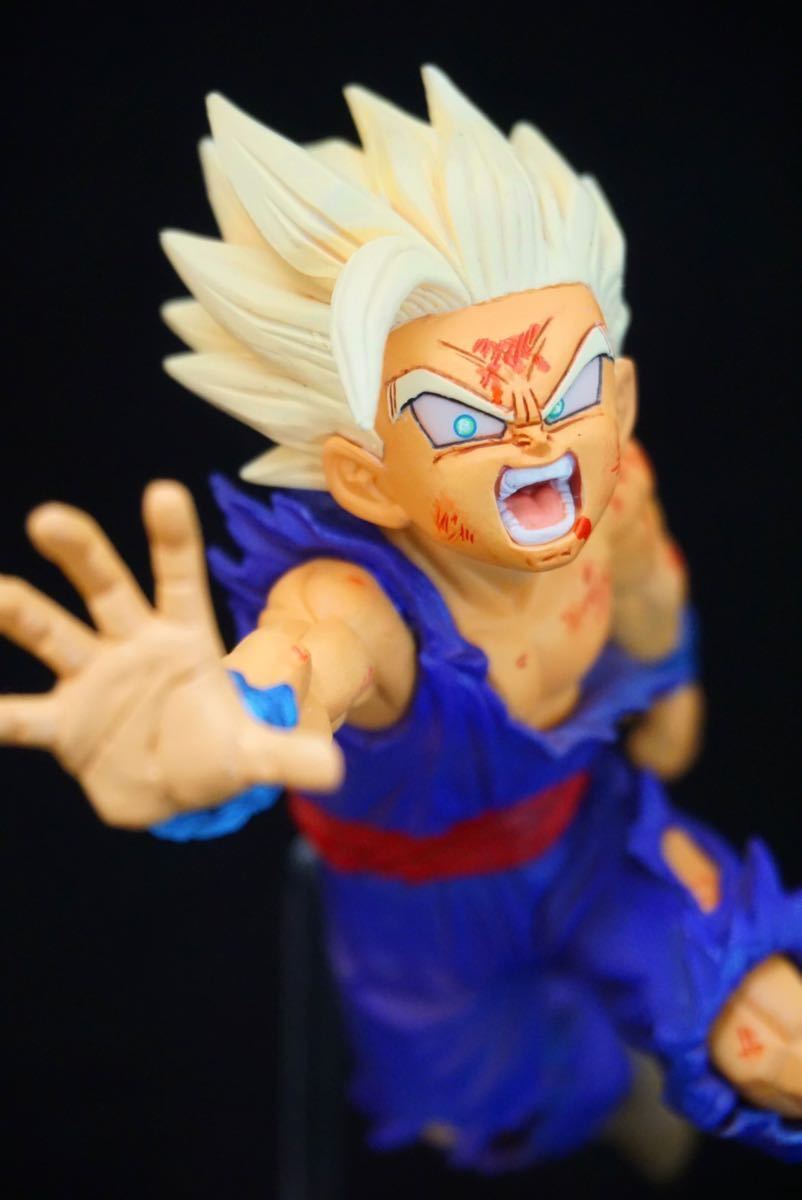 悟飯 フルリペイント 瞳修正 アクリル台座 G×materiaドラゴンボールZ 一番くじ 悟空 ベジータ ブルマ 18号 魔人ブウ セル フリーザ 