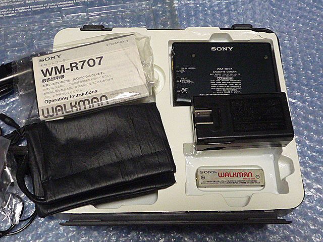 ジャンク□難あり□送料無料□WM-R707 カセット ウォークマン セット