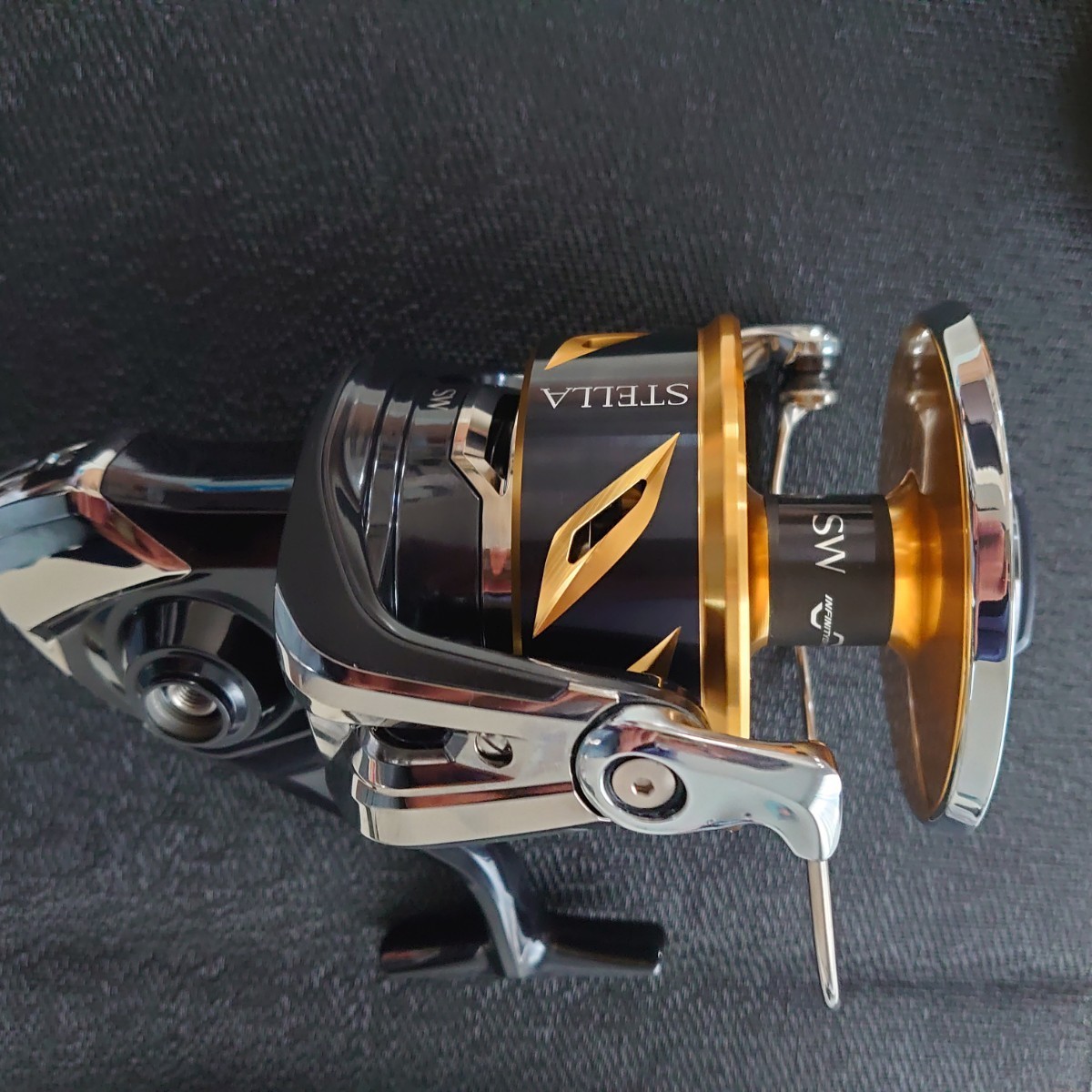 シマノ SHIMANO 20ステラSW　30000　極美品 マグロ　ヒラマサ　マーリンにいかがでしょうか?