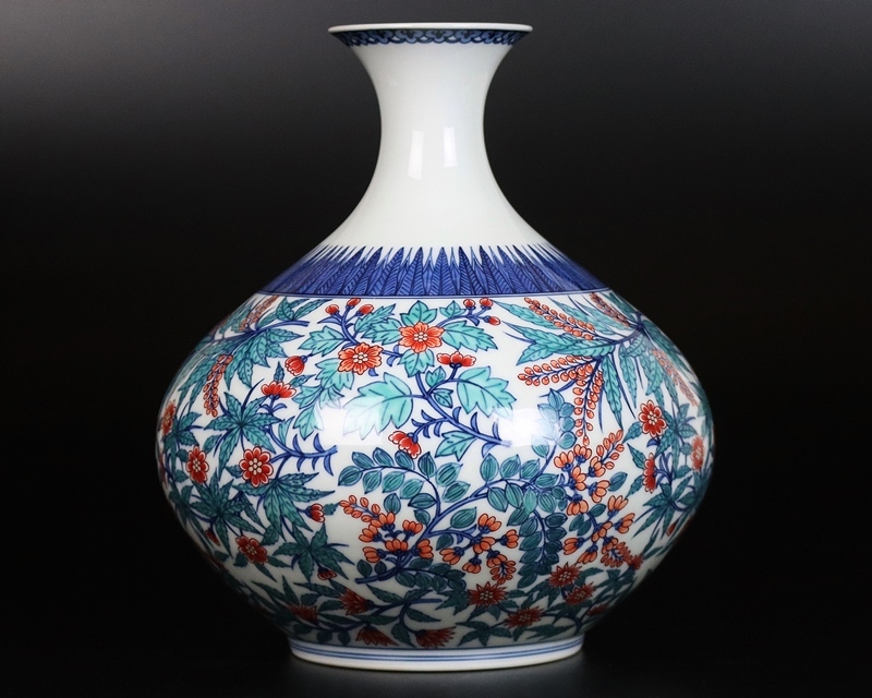 十三代今泉今右衛門】本人作 色鍋島草花文花瓶 共箱