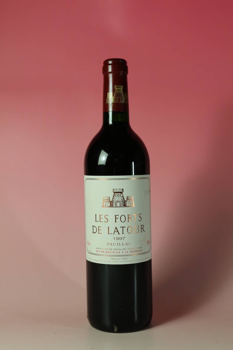 Les Forts De Latour 1997 750ml 未開封 セラー保管 ボルドーpauillac