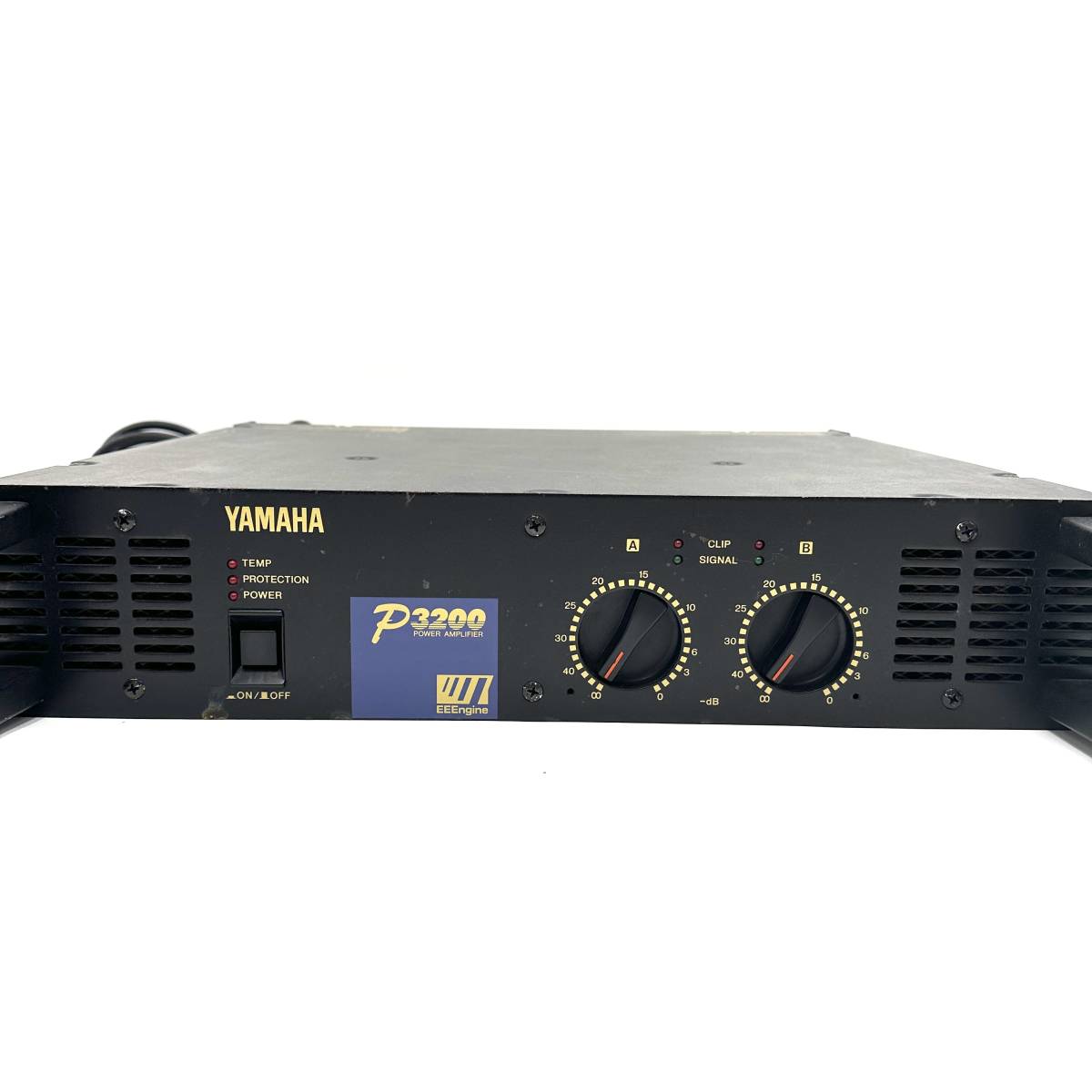 アンプ『ヤマハ P3200 パワーアンプ 通電確認』現状品 YAMAHA D-3993