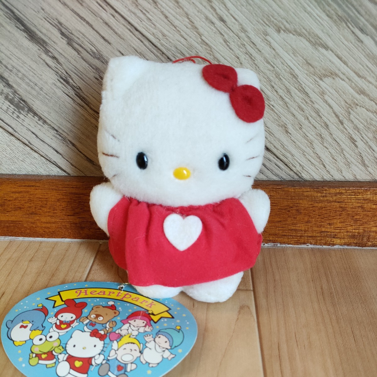 ハローキティ ぬいぐるみ マスコット まとめ売り　13点 RR663) ハローキティ ミニ ぬいぐるみ マスコット 大量 まとめ売り