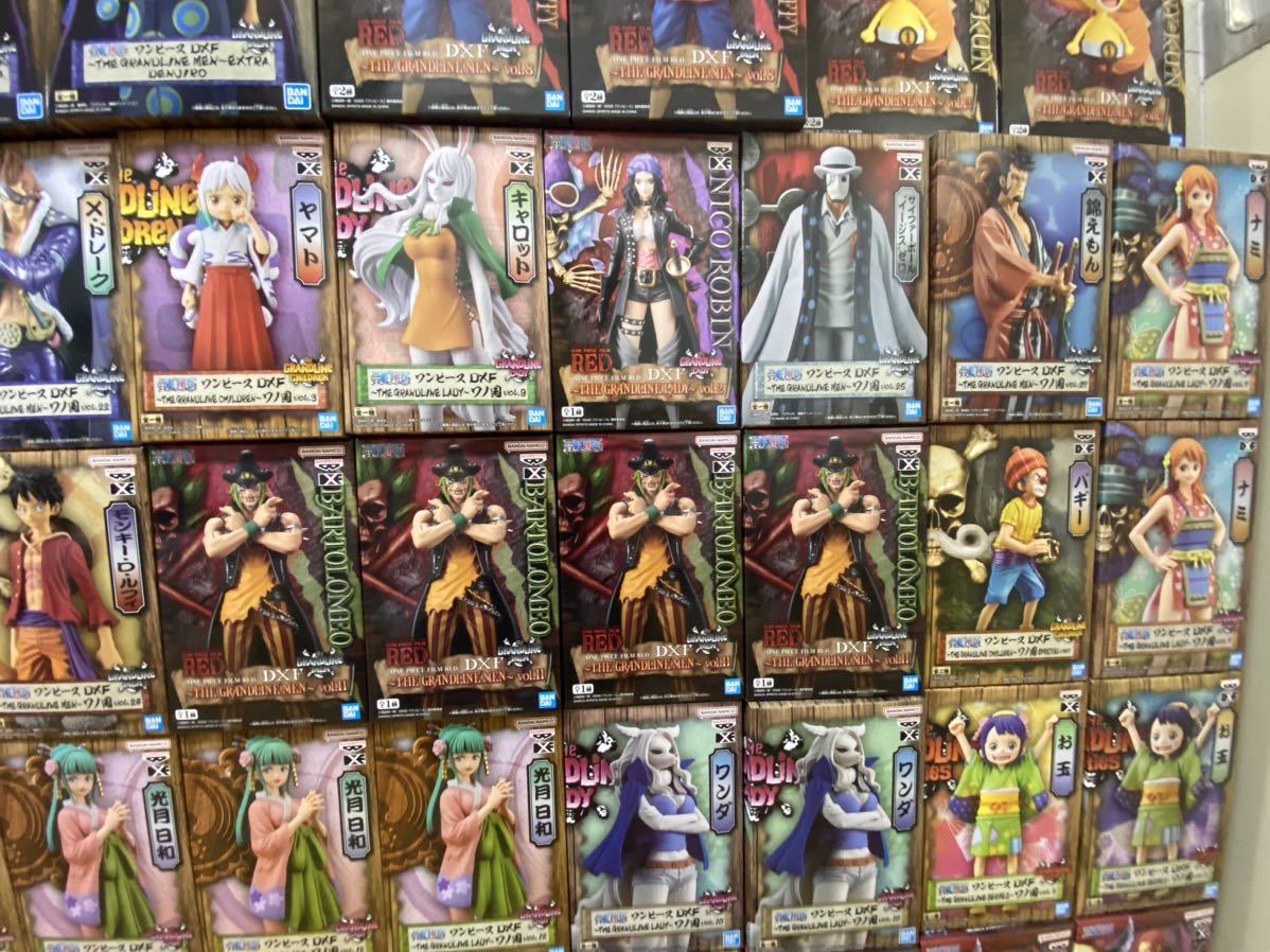 Nenene50体　ワンピースフィギュア　まとめ売り ワンピースフィギュアまとめ売り52体