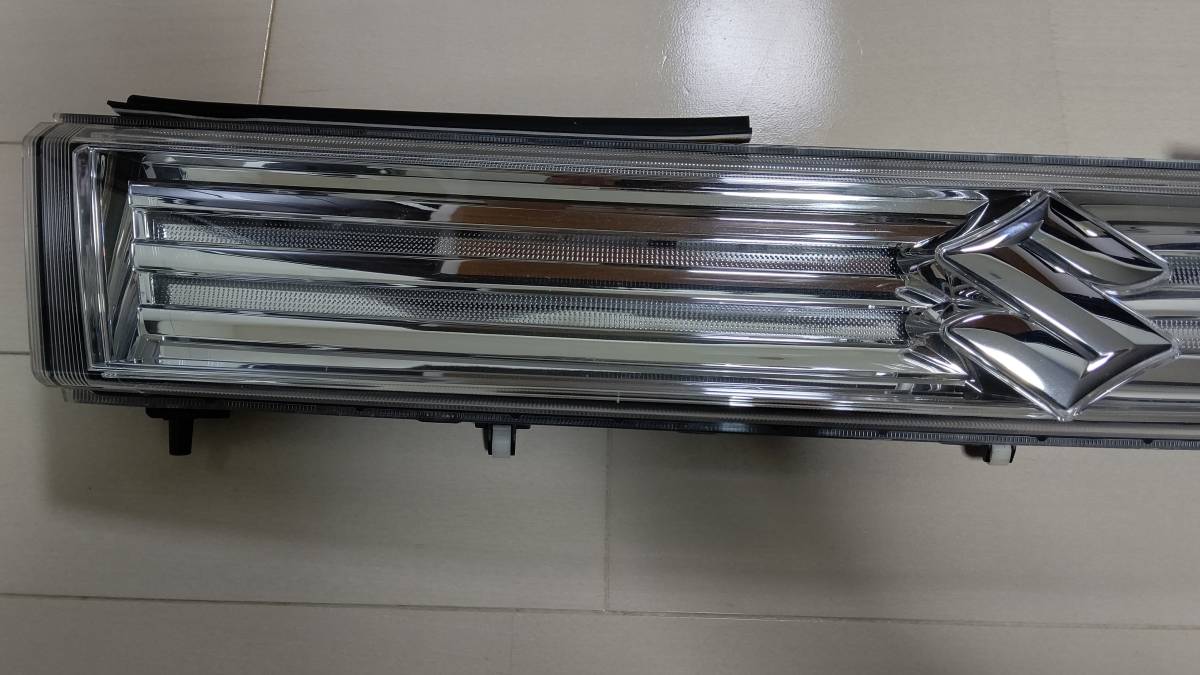スズキ ワゴンR スティングレー MH34S 前期 純正 フロントグリル スズキ ワゴンR スティングレー MH34S 前期 純正 フロントグリル