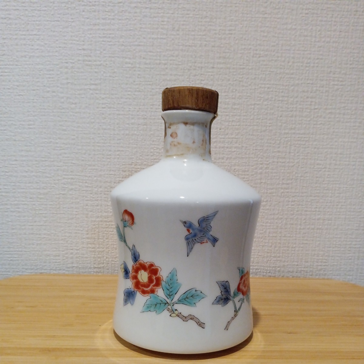 サントリーウイスキーエクセレンス 陶器ボトル | ヤマダウェブコム