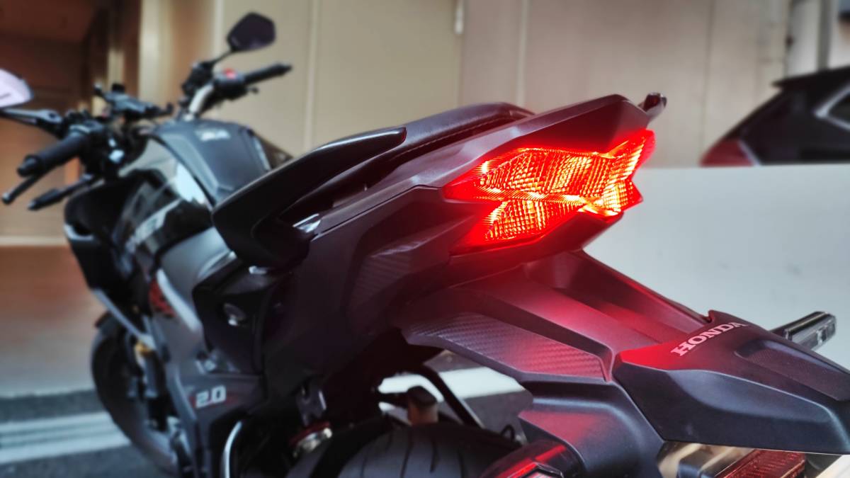 低価，安い】 【格安、絶好調】ホンダ ホーネット2.0 2023年1月に新車