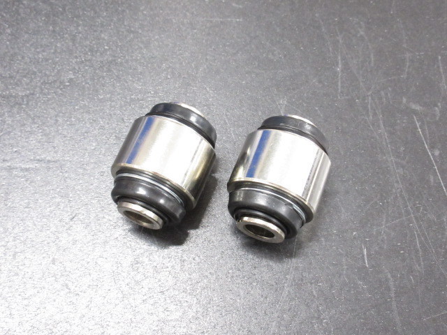 新品 マークII JZX110 サスペンションピロブッシュ リアナックルブッシュ(ロアアーム部) 2個セット チェイサー マークII クレスタ マークII JZX110 サスペンションピロブッシュ マーク2(IFAP05001 ロールセンターアダプター CV