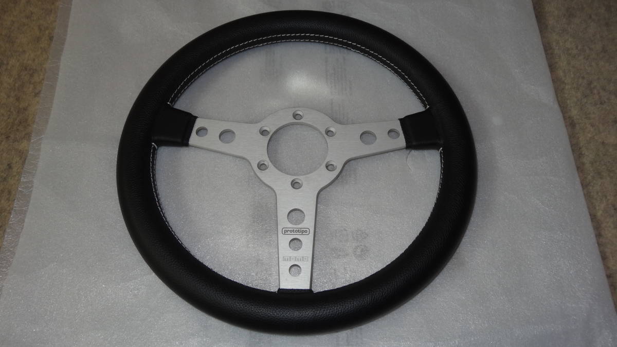 ★momo PROTOTIPO 320 プロトタイプ シルバー P-9 　正規品　ほぼ新品 フラット