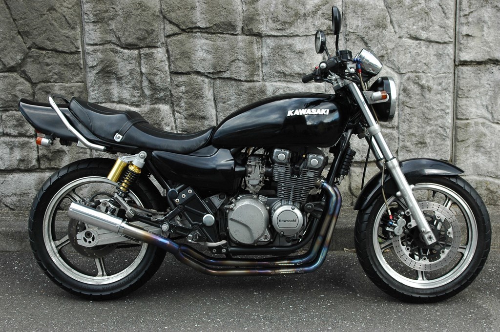 ゼファー400用　コブラツイスト50.8パイ ☆ゼファー400 限定10本生産品 フルチタン製 コブラツイスト 4-2-1