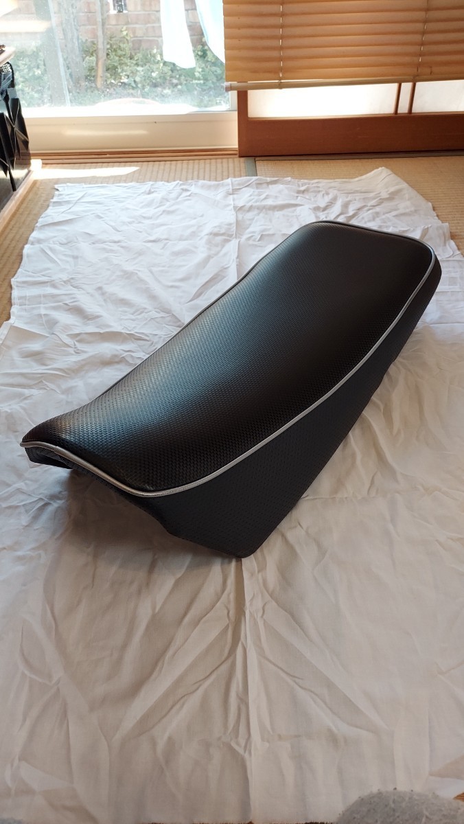 ★☆YAMAHA TW200 DG07J 純正フラットシート張替え パイピング 低反発スポンジ入り超美品☆★_1