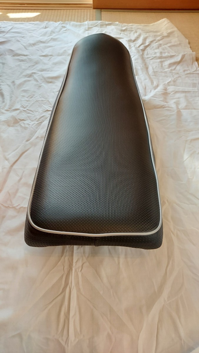 ★☆YAMAHA TW200 DG07J 純正フラットシート張替え パイピング 低反発スポンジ入り超美品☆★_3