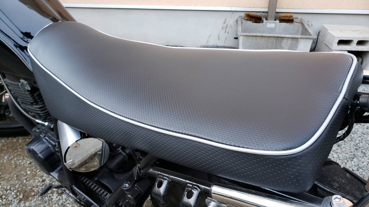 ★☆YAMAHA TW200 DG07J 純正フラットシート張替え パイピング 低反発スポンジ入り超美品☆★_8