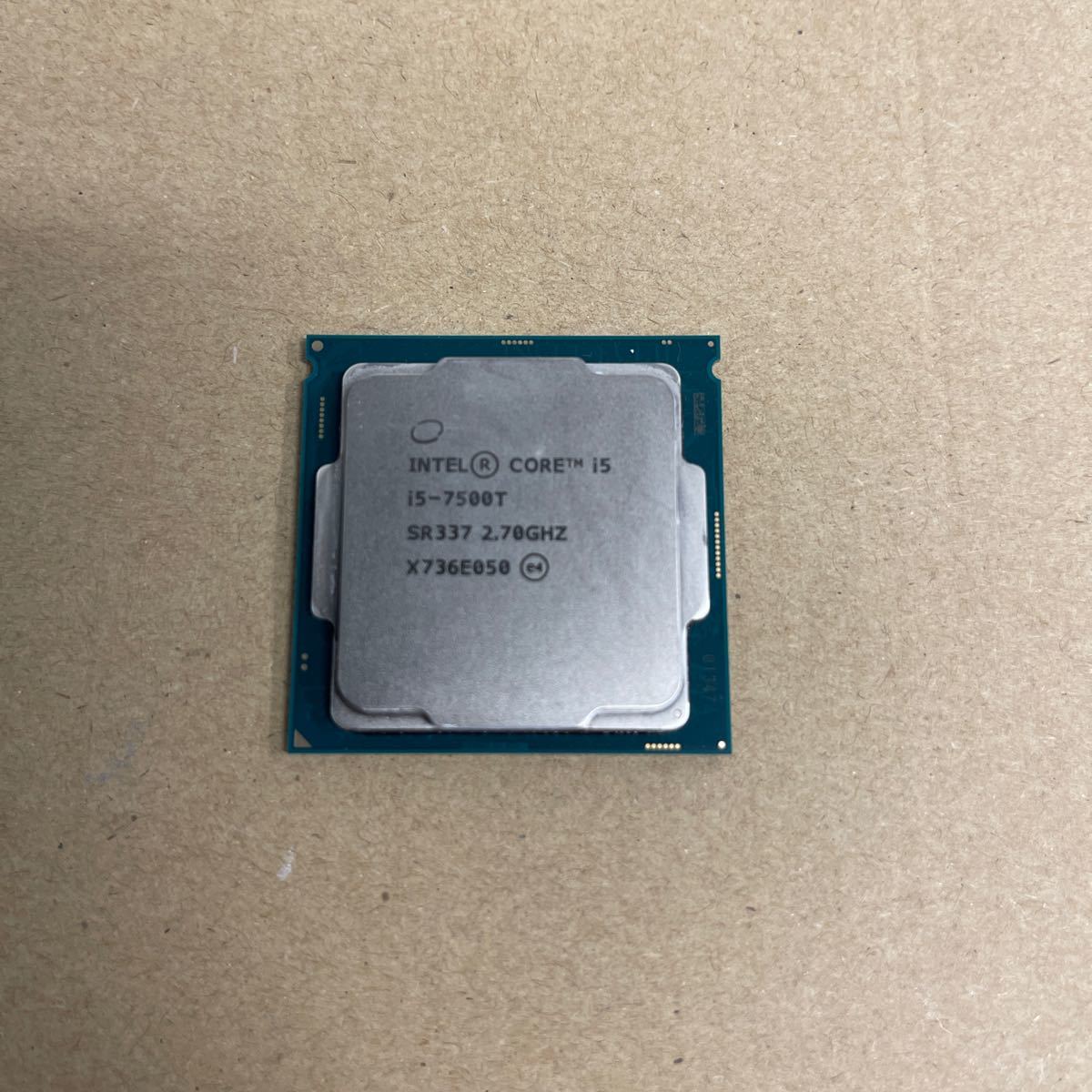 【第9世代・動確済】 Intel Core i7-9700 SRG13 3.00GHz TB時4.70GHz 8