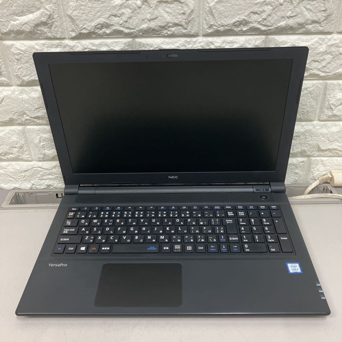 M178 NEC VersaPro J VF-5 PC-VUT25FBGRH35 core i5第7世代　メモリ4GB