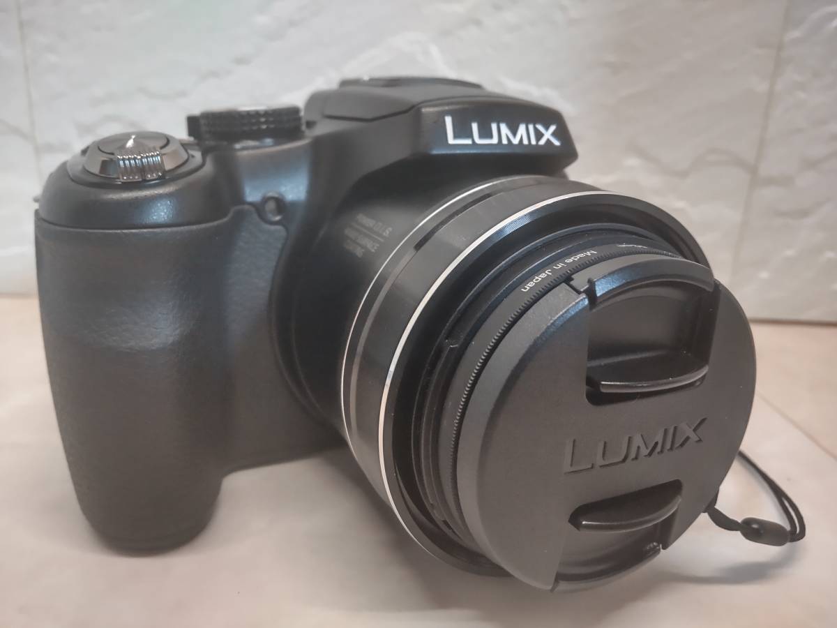 □□□ Panasonic LUMIX DMC-FZ200 全域F2.8 防湿ケース他 