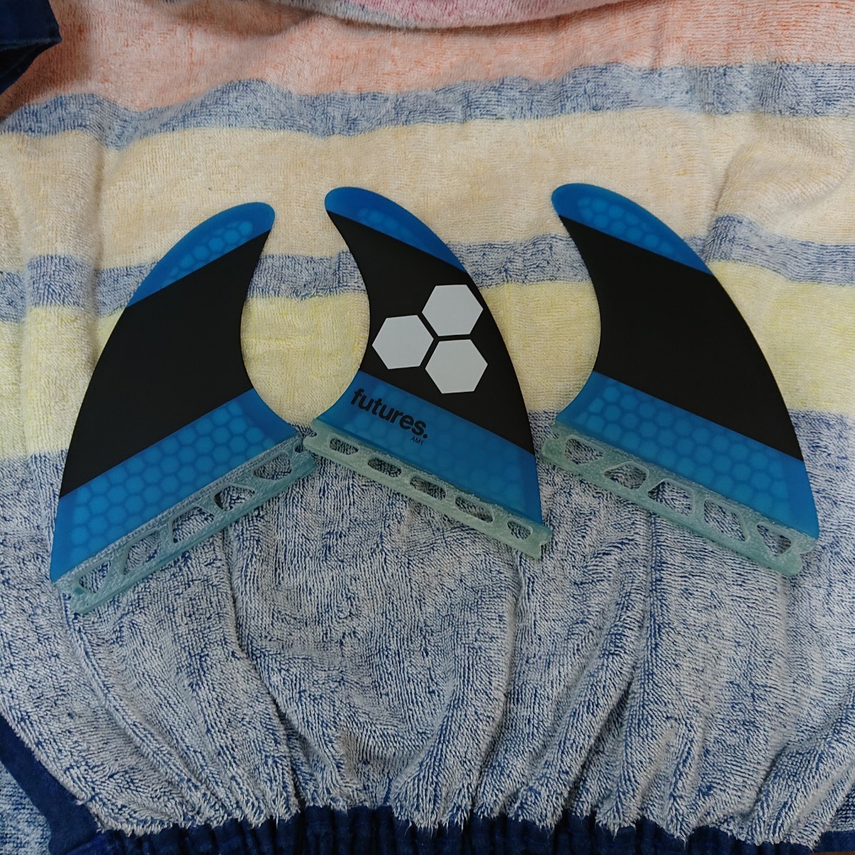 フューチャーフィン AM1トライフィン ハニカムコア サーフィン