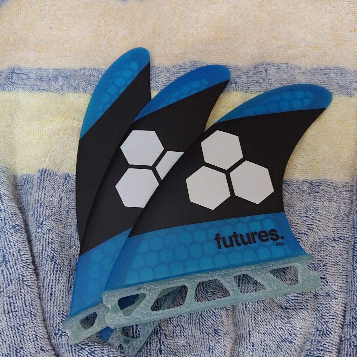 フューチャーフィン AM1トライフィン ハニカムコア サーフィン