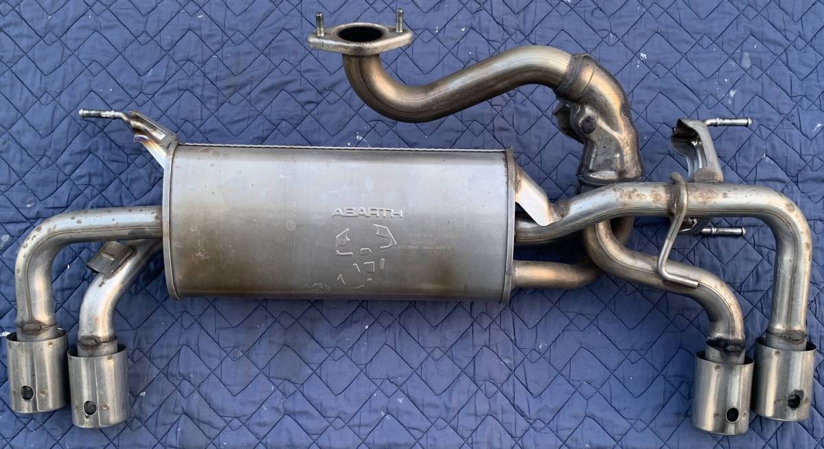 送料込！ アバルト124スパイダー用 純正オプションマフラー レコード