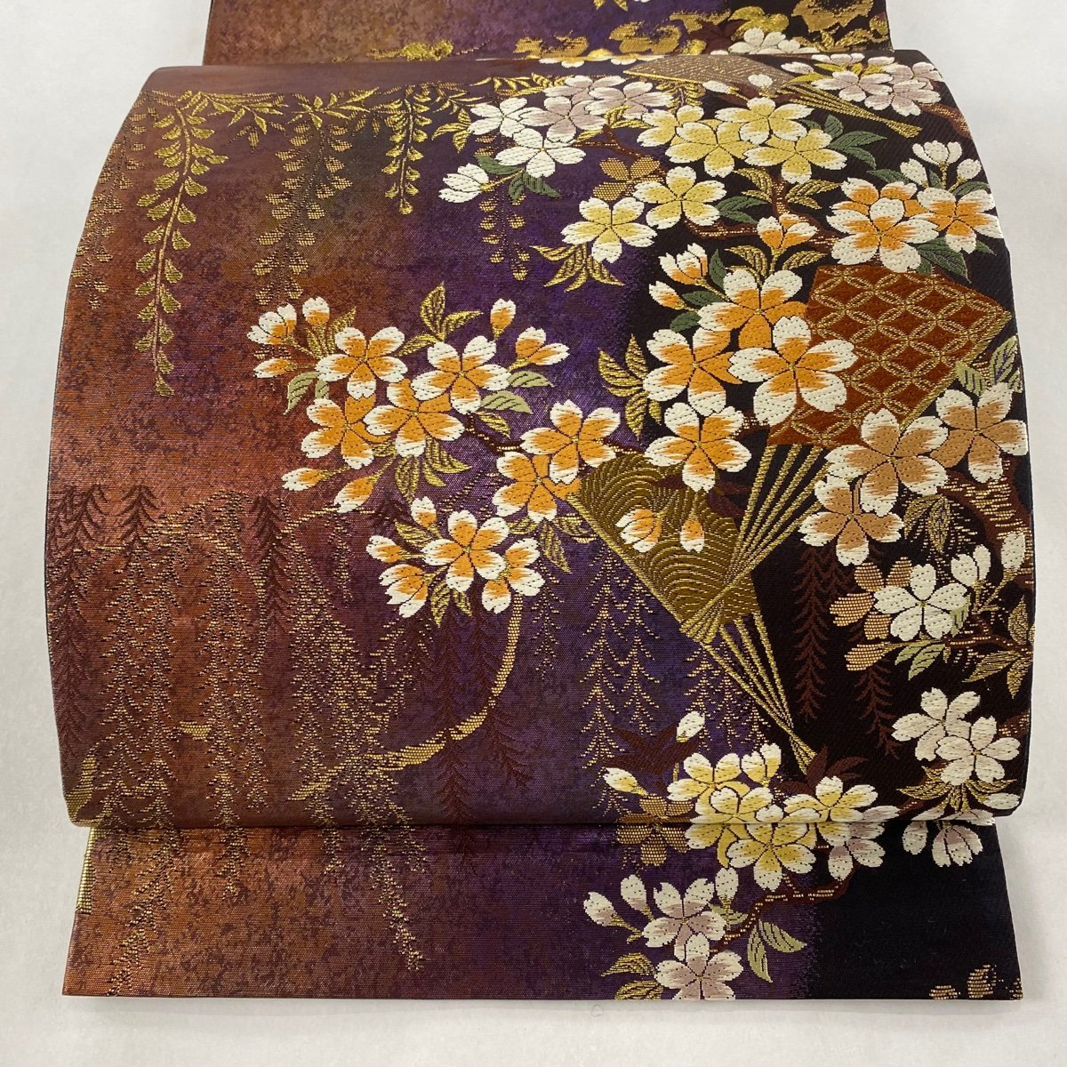 袋帯 美品 秀品 やまと 振袖向き 桜 扇 金糸 箔 紫 六通 正絹 【中古 