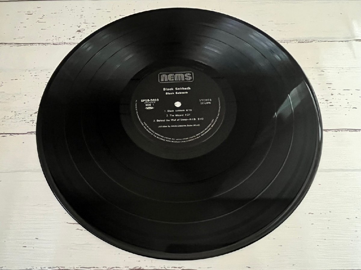 □ BLACK SABBATH ブラック サバス 黒い安息日 来日記念版 LP レコード
