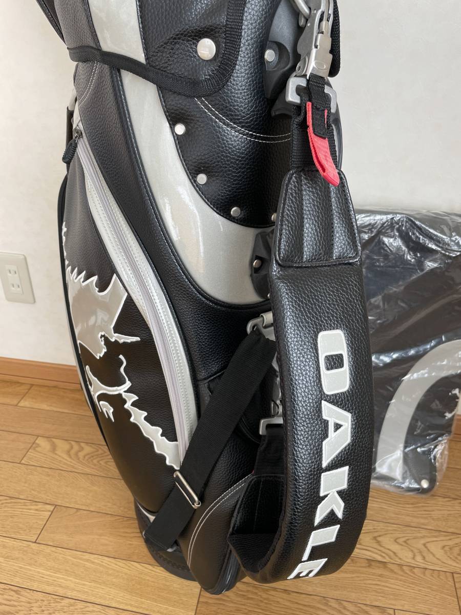 OAKLEY キャディバッグ スタンド付き グレー OAKLEY キャディバッグ