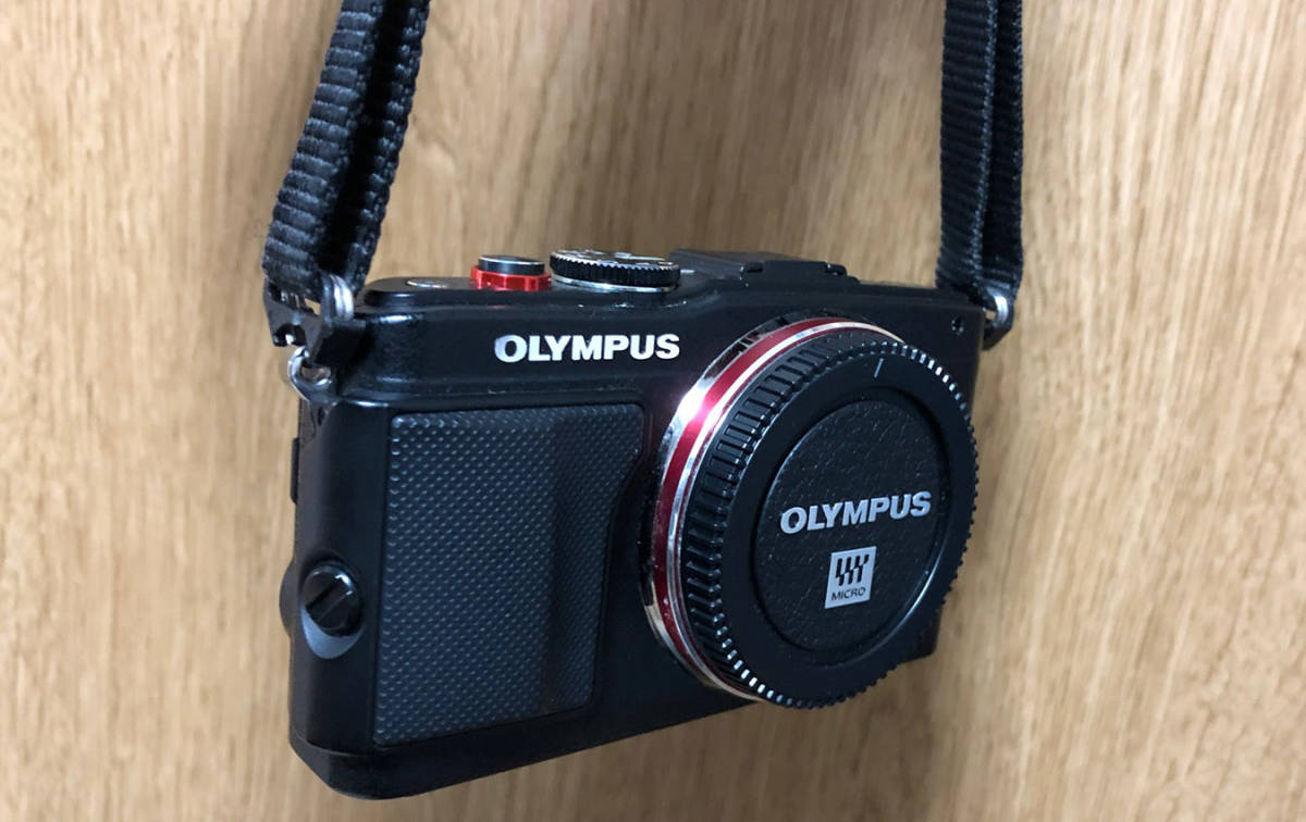 OLYMPUS ミラーレス一眼 PEN Lite E-PL6 ダブルズームキット 【公式通販】