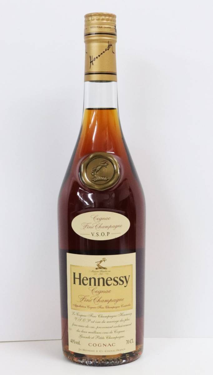 8KO34《未開栓 CAMUS カミュ XO ロングネック コニャック 700ml