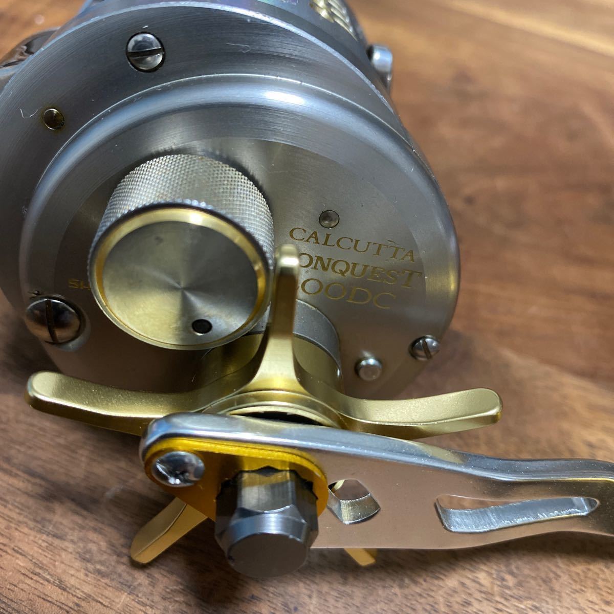シマノ ☆03カルカッタコンクエスト 200DCSHIMANO コンクエスト