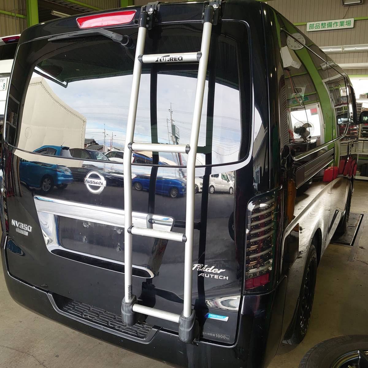 NV350キャラバン E26 リアラダー ルーフキャリア TUFREQ タフレック 