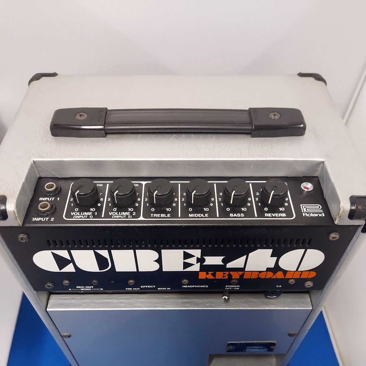 ☆動作確認済☆Roland/ローランドCUBE-40☆SPECIALIZED MUSIC