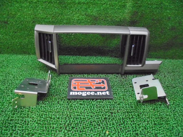 【大人気，定番人気】 9EW6117 GC3 ホンダ ステップワゴン RK1 後期型 G Eセレクション 純正 9インチ用オーディオパネル ステー付(ホンダ用)｜売買されたオークション情報、yahooの商品情報をアーカイブ公開 - オークフ ホンダ用
