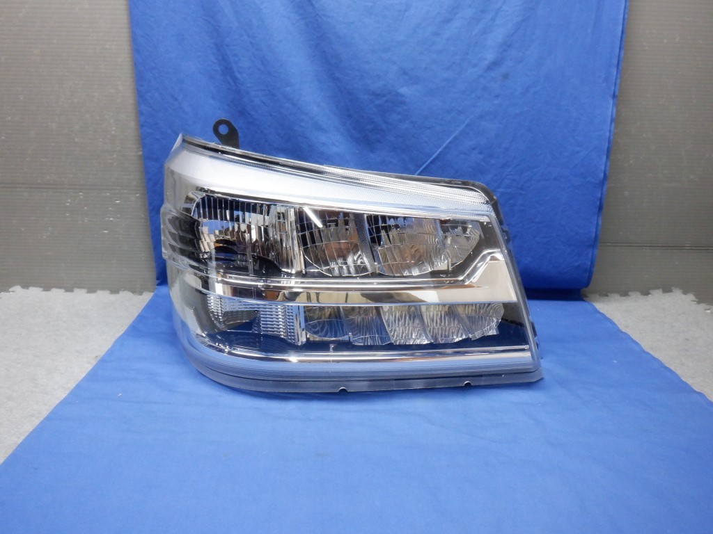 美品 S500P S510P ハイゼット 純正LED ヘッドライト 左右セット S500P ハイゼット S510P 自動車、オートバイ LED右ヘッド 16000lm