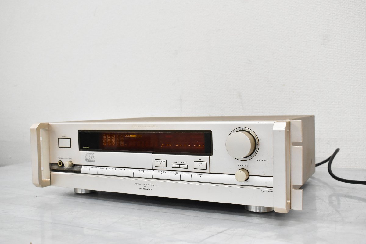 Σ8828 ジャンク Marantz マランツ CDデッキ CDR-1