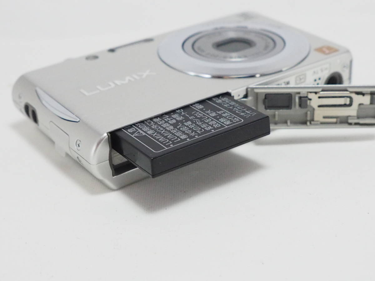 ☆実用美品☆ Panasonic パナソニック DMC-FH5 ☆動作OK、バッテリー