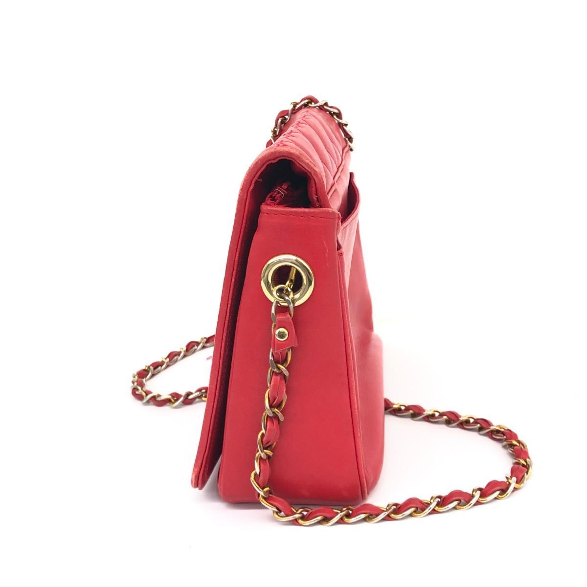 MOSCHINO（ショルダーバッグ レッド⁄赤色系）のフリマアイテム一覧 