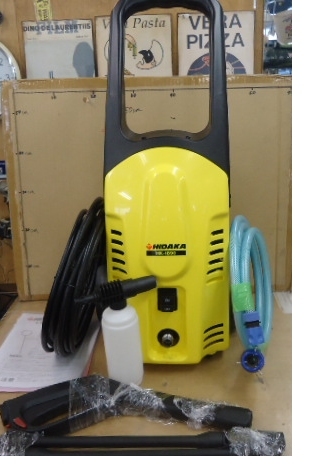 美品 2020年製 HIDAKA ヒダカ 家庭用高圧洗浄機 HK-1890 屋外用