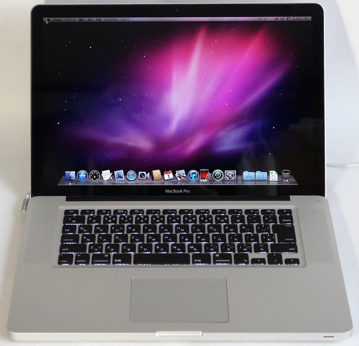 Macbook Pro， 15.4インチ， MC721J/A，2.0GHz， 500GB HDD， 4GB 