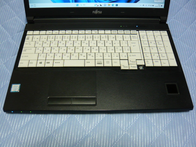富士通LIFEBOOK A746/N 15.6型/Win11/Core-i3/メモリ4GB/SSD128GB