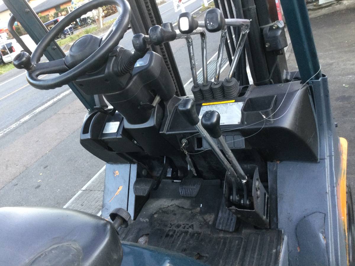 トヨタ 7FG15 中古フォークリフト – 中古 フォークリフト 株式会社 農 