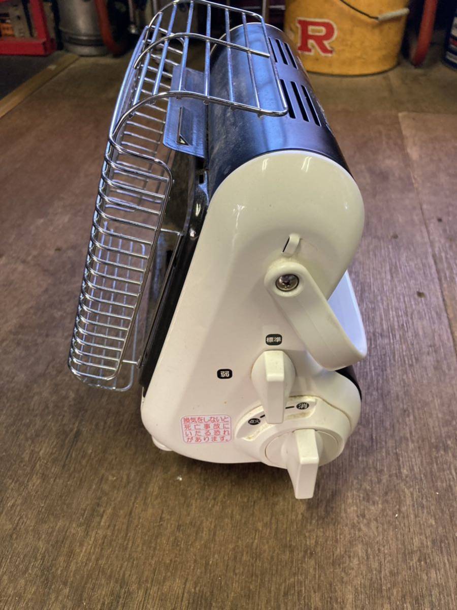 Y♢271 イワタニ カセットガスストーブ CB-STV-MYD 美品