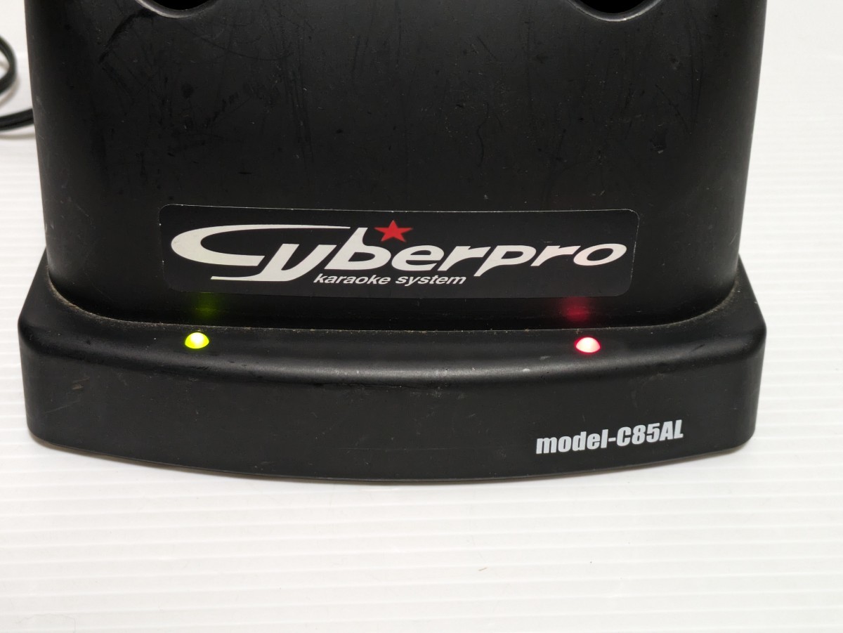 第一興商 ワイヤレスマイク レシーバーセット cyberpro C-85AL マイク 900Pro 2個　動作確認済み 第一興商 ワイヤレスマイク Cyberpro model ワイヤレスマイクレシーバー その他