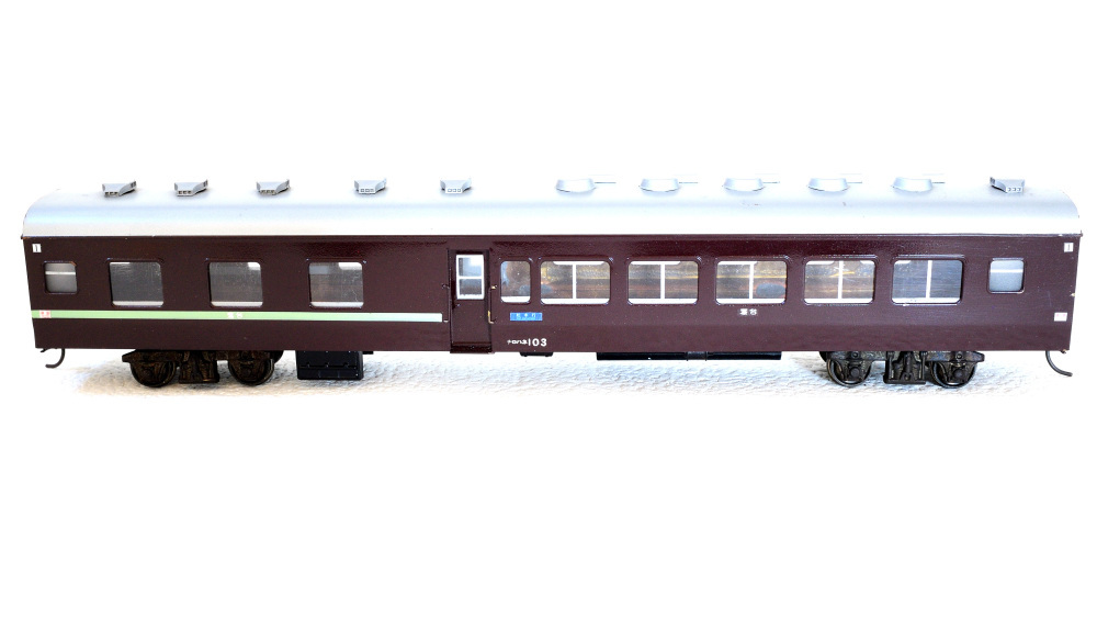 ◆◆ 軽量客車「ナロハネ１０ （茶）」　天賞堂　金属製完成品　◆◆