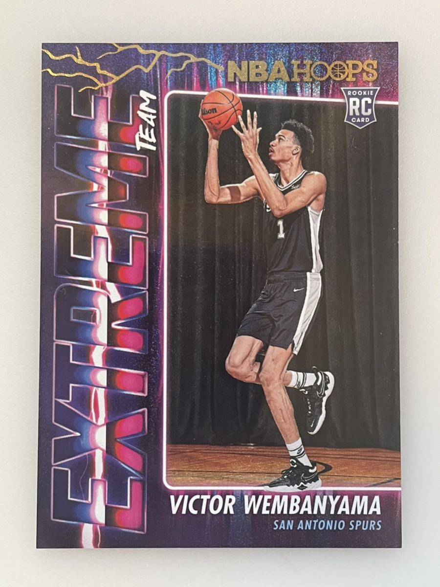 貴重 1998-99 Skybox Metal Universe Kobe Bryant コービー