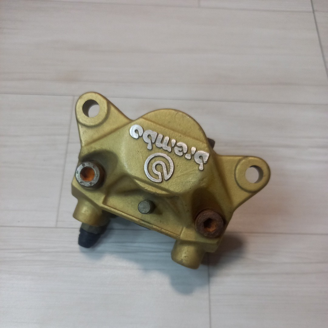 ブレンボ | Brembo DAX125(22-23 カニ図鑑 ブラック34パイ brembo カニ